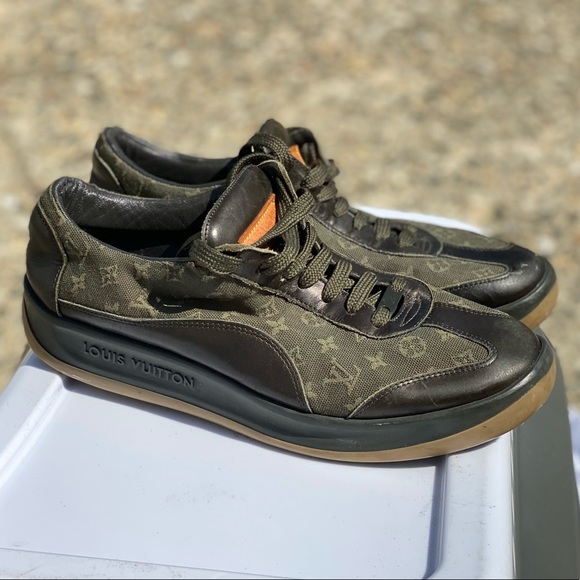 Louis Vuitton Khaki Monogram Canvas Mini Lin Sneakers Size 39 ( 8.5 US ) - Picture 3 of 9